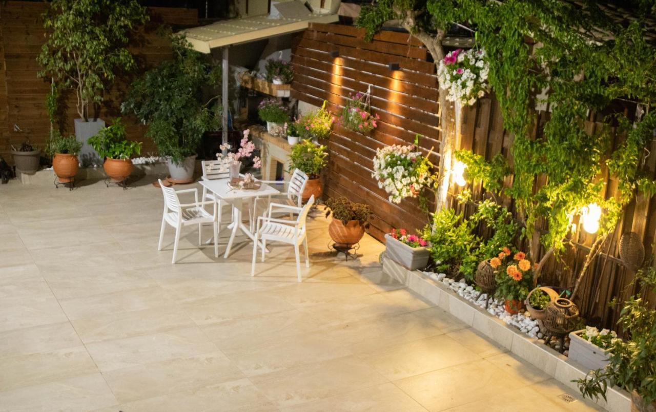 G & K City Apartments Lefkada City Bagian luar foto