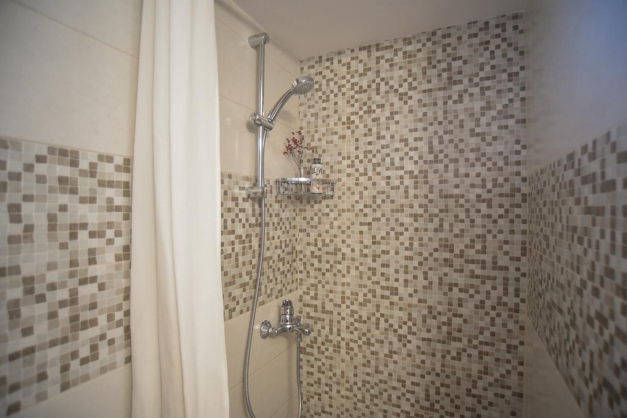 G & K City Apartments Lefkada City Bagian luar foto